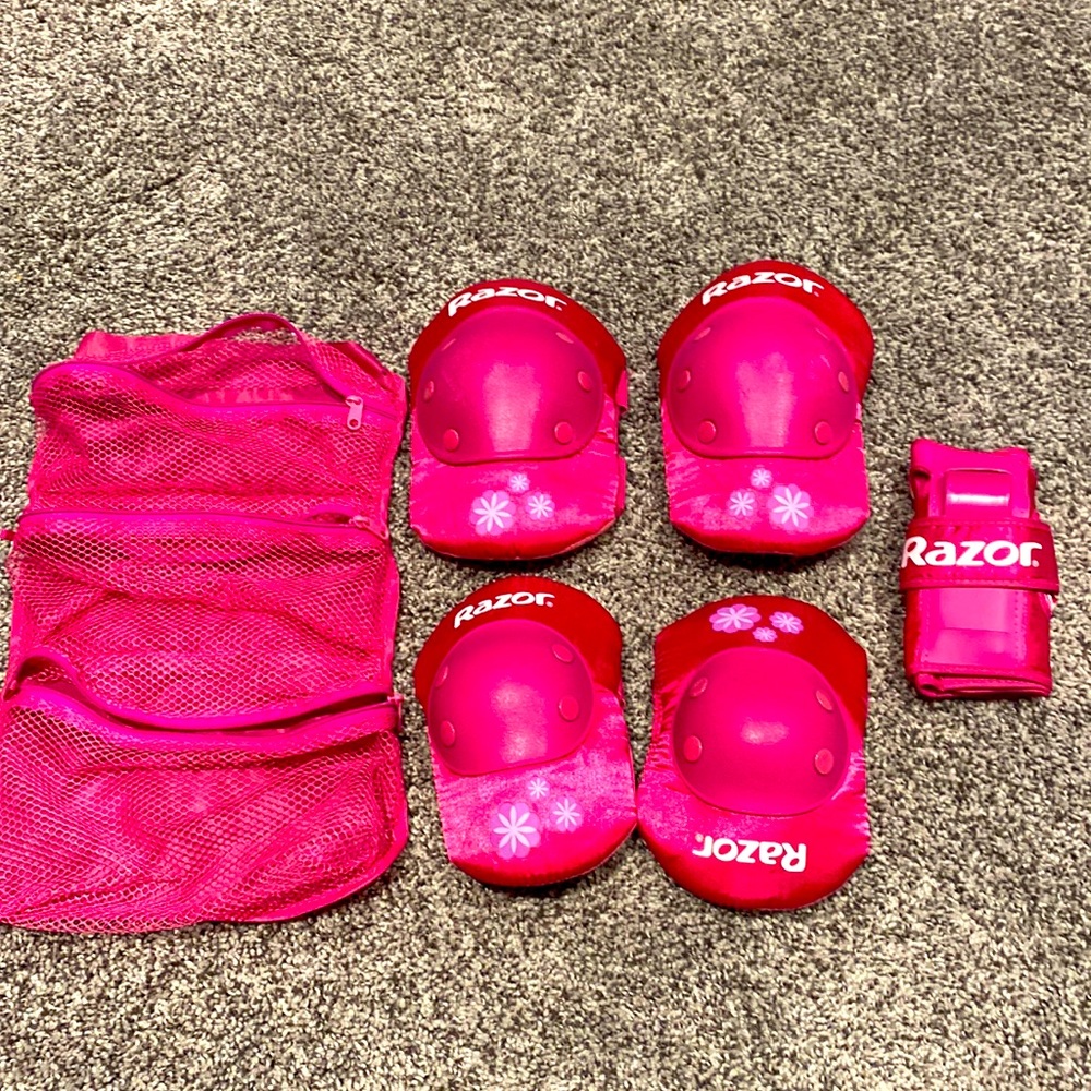 Razor Knee Pad Set size Medium